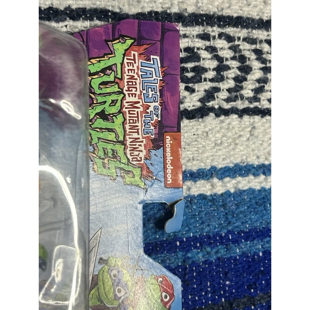TMNT Tales Of The Teenage Mutant Ninja Turtles Mutation Gold Fin Action Toy
